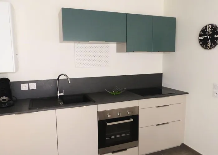 Terrasses Des Thermes - Belles Prestations Pour Ce Joli 2 Pieces ! A Deux Pas Des Thermes ! Mae-6634 Aix-les-Bains