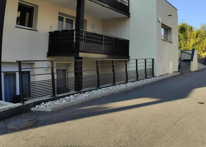 Terrasses Des Thermes - Belles Prestations Pour Ce Joli 2 Pieces ! A Deux Pas Des Thermes ! Mae-6634 * Aix-les-Bains